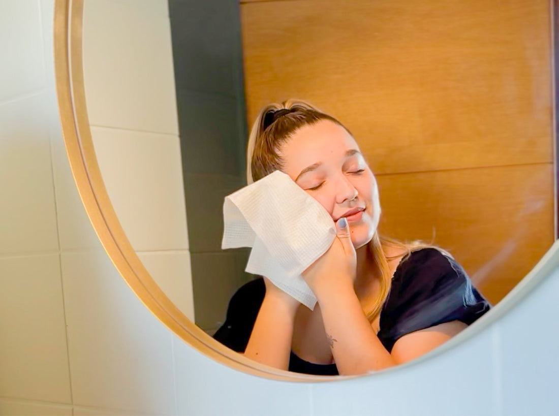 ¿Por qué deberías usar una toalla limpia para tu rostro todos los días?